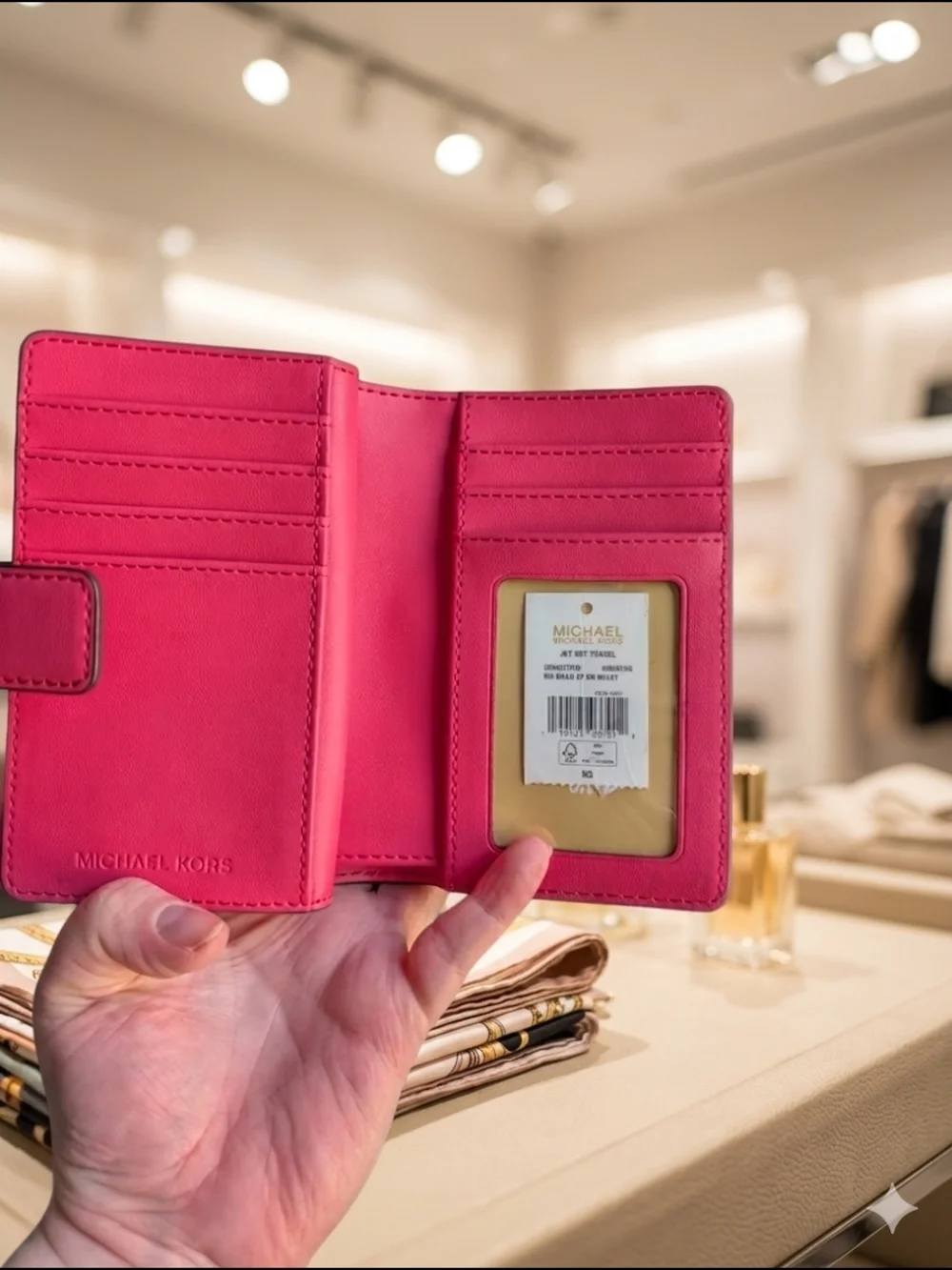 Michael Kors Jet Set Travel Medium Bifold Zip Coin Wallet Hibiscus (NWT)